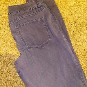 Women’s Maurice’s size Medium regular